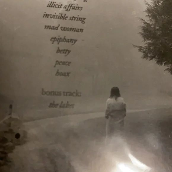 Taylor Swift Folklore Special Edition CD - Picture 3 of 3